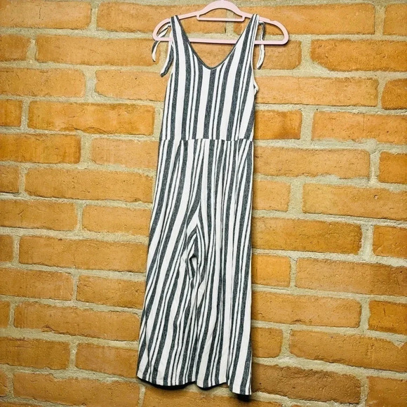 Jolt Striped Jumpsuit w/ Adjustable Tie Straps size SMALL - Picture 4 of 7